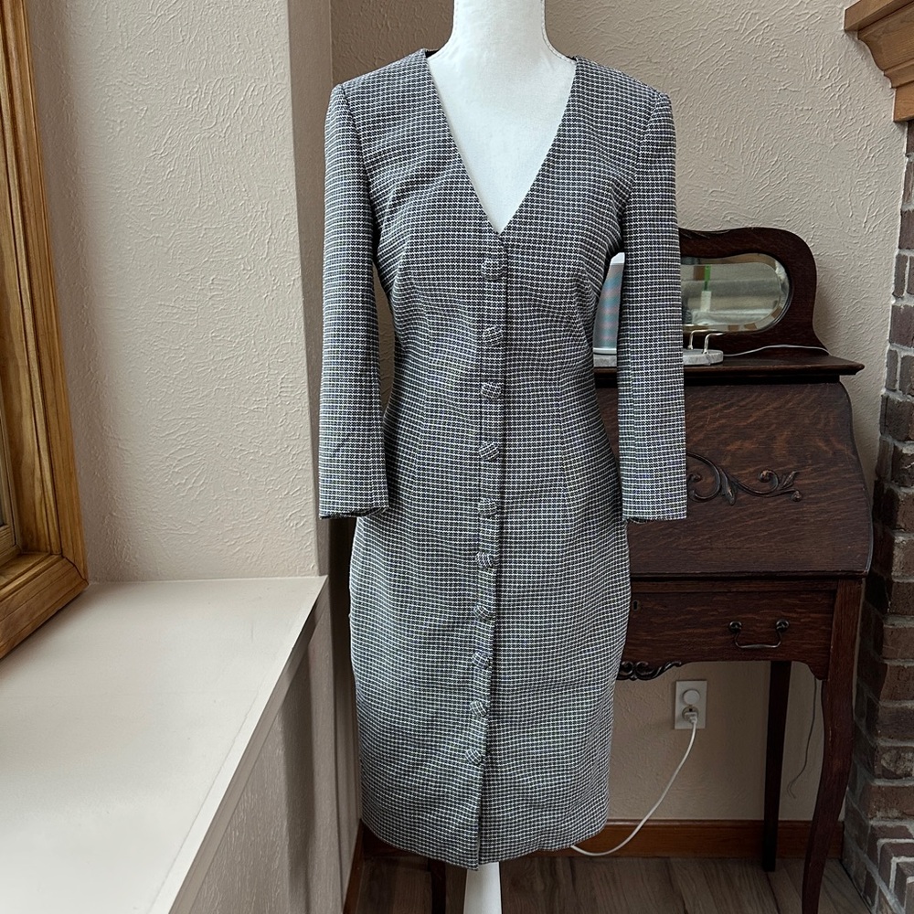 Badgley Mischka Black Grey Plaid Sheath Long Sleeve Dress Size 2